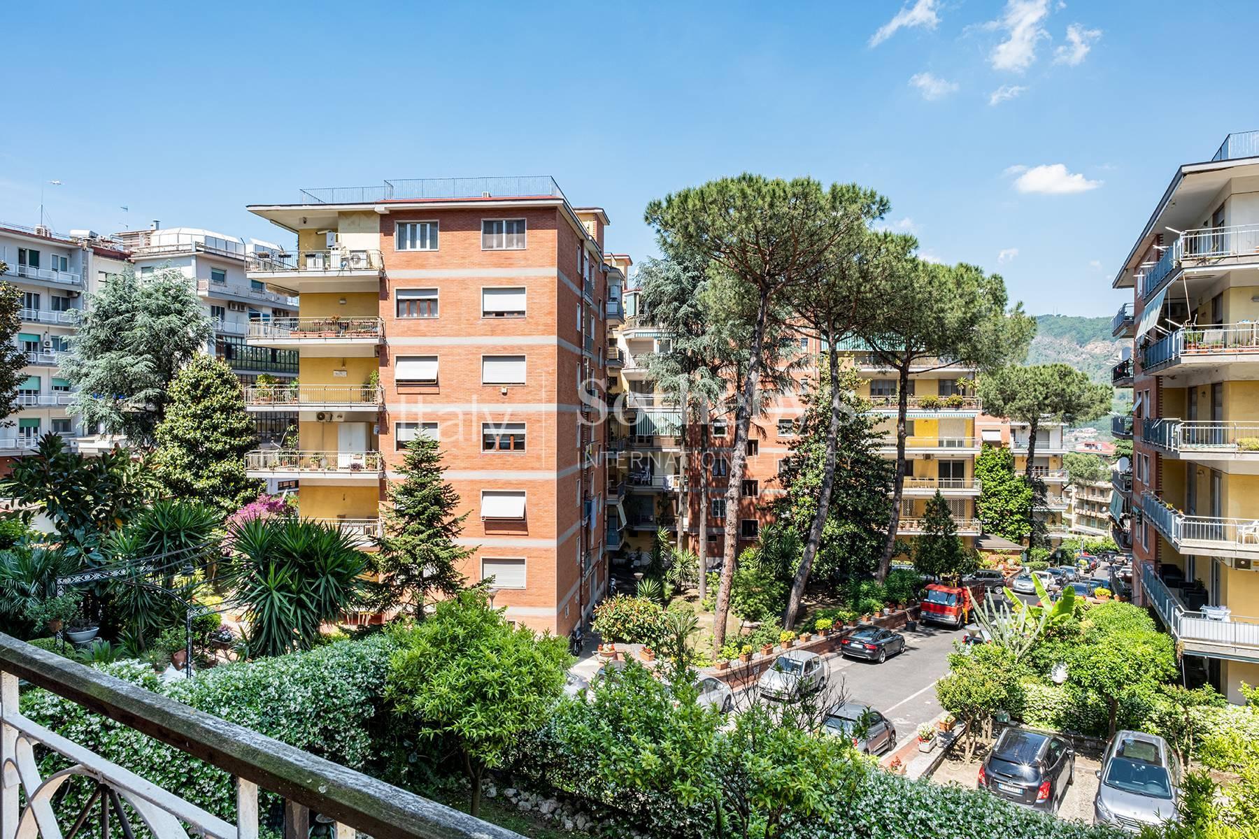 Ampio appartamento immerso nel verde al Vomero, in vendita, Napoli | Sotheby’s Realty Italy - 19