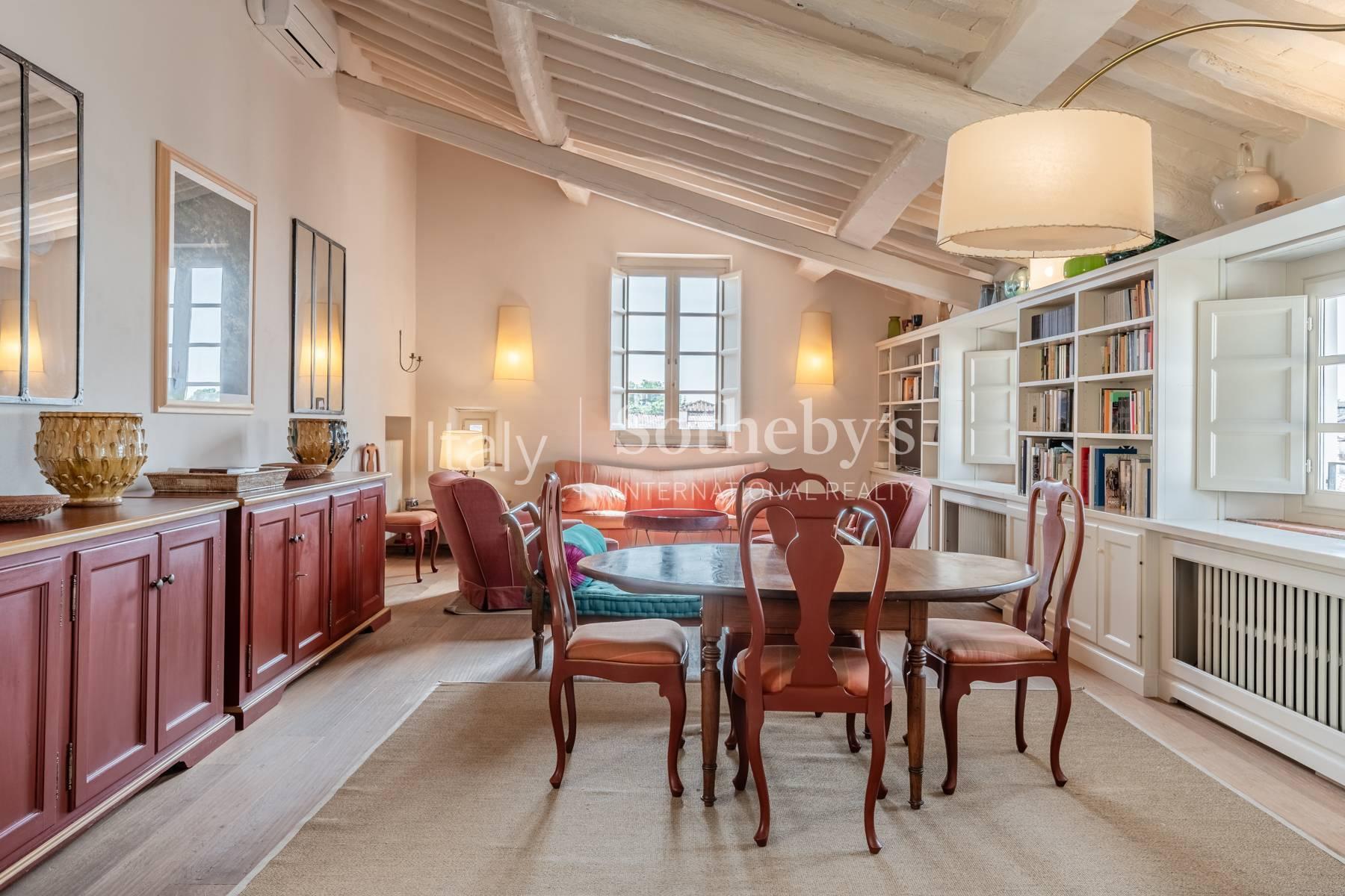 Luminoso attico in storico palazzo nobiliare a Lucca, in vendita, Lucca | Sotheby’s Realty Italy - 7