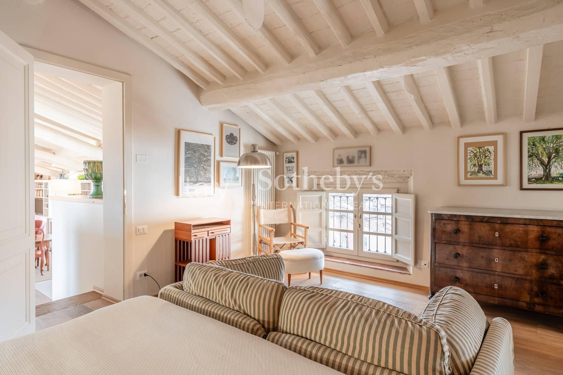 Luminoso attico in storico palazzo nobiliare a Lucca, in vendita, Lucca | Sotheby’s Realty Italy - 19