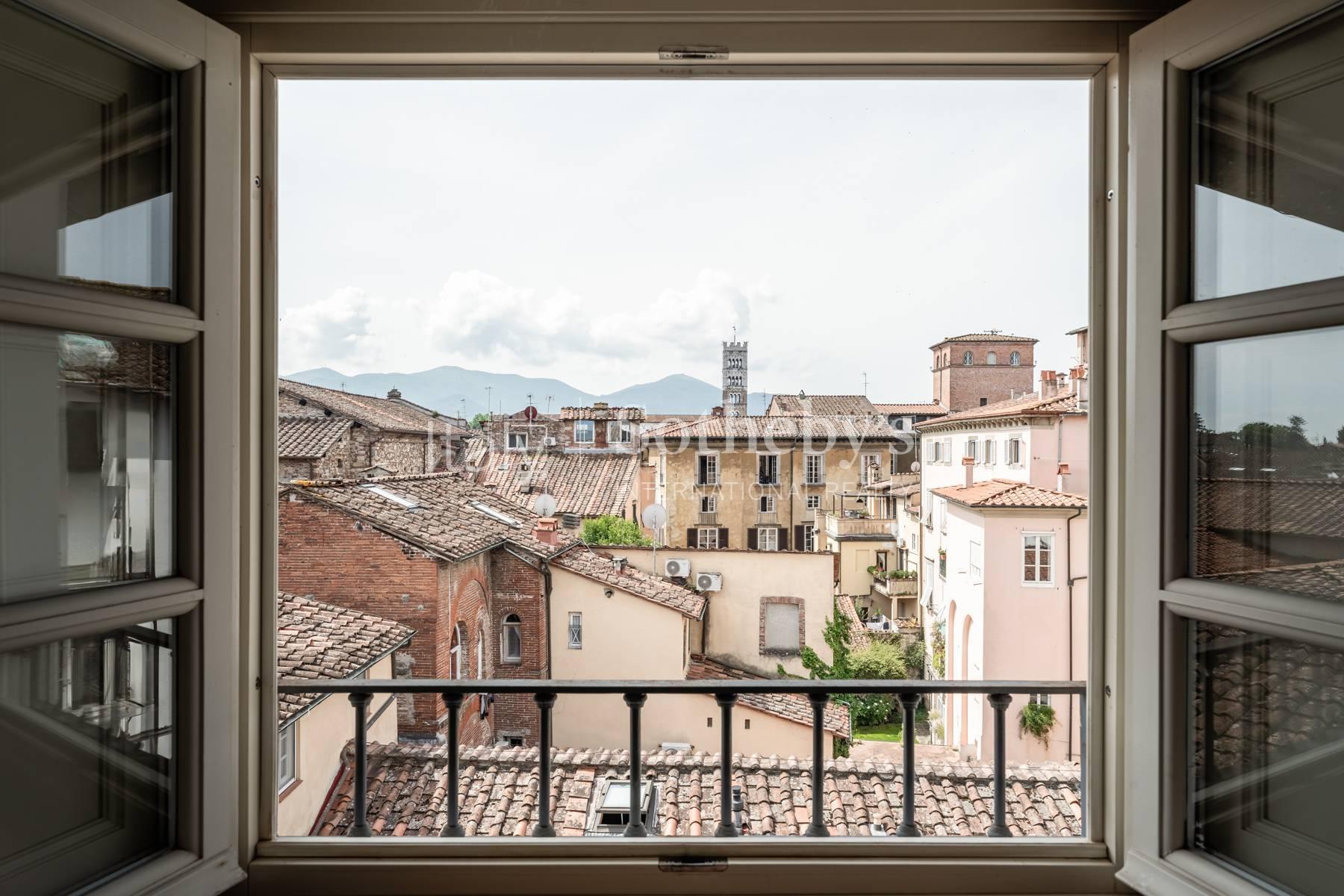Luminoso attico in storico palazzo nobiliare a Lucca, in vendita, Lucca | Sotheby’s Realty Italy - 18
