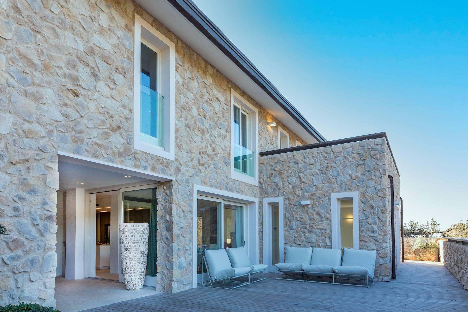 Straordinaria villa in stile contemporaneo con vista mare - 1