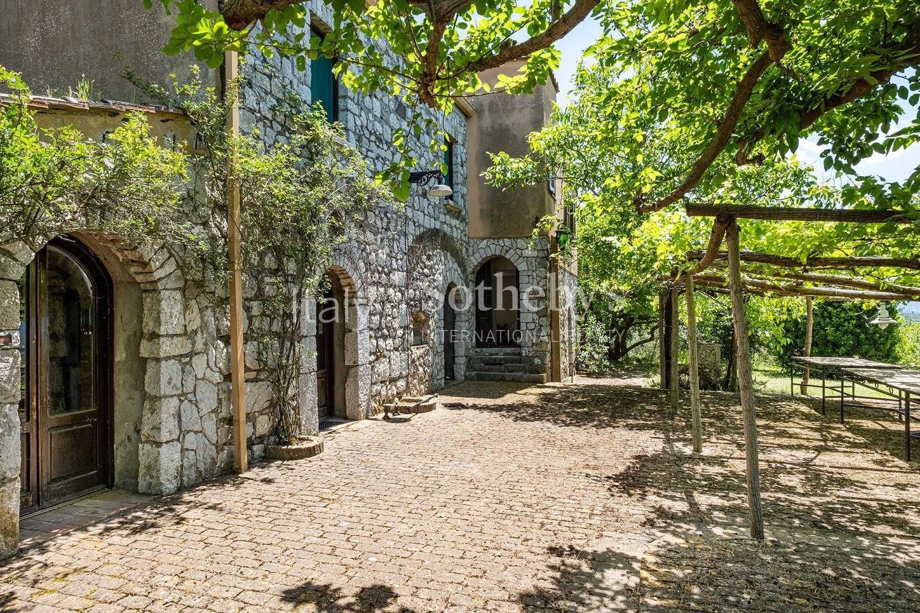 Tenuta di charme tra i vigneti ed uliveti, in vendita, Melizzano | Sotheby’s Realty Italy - 8