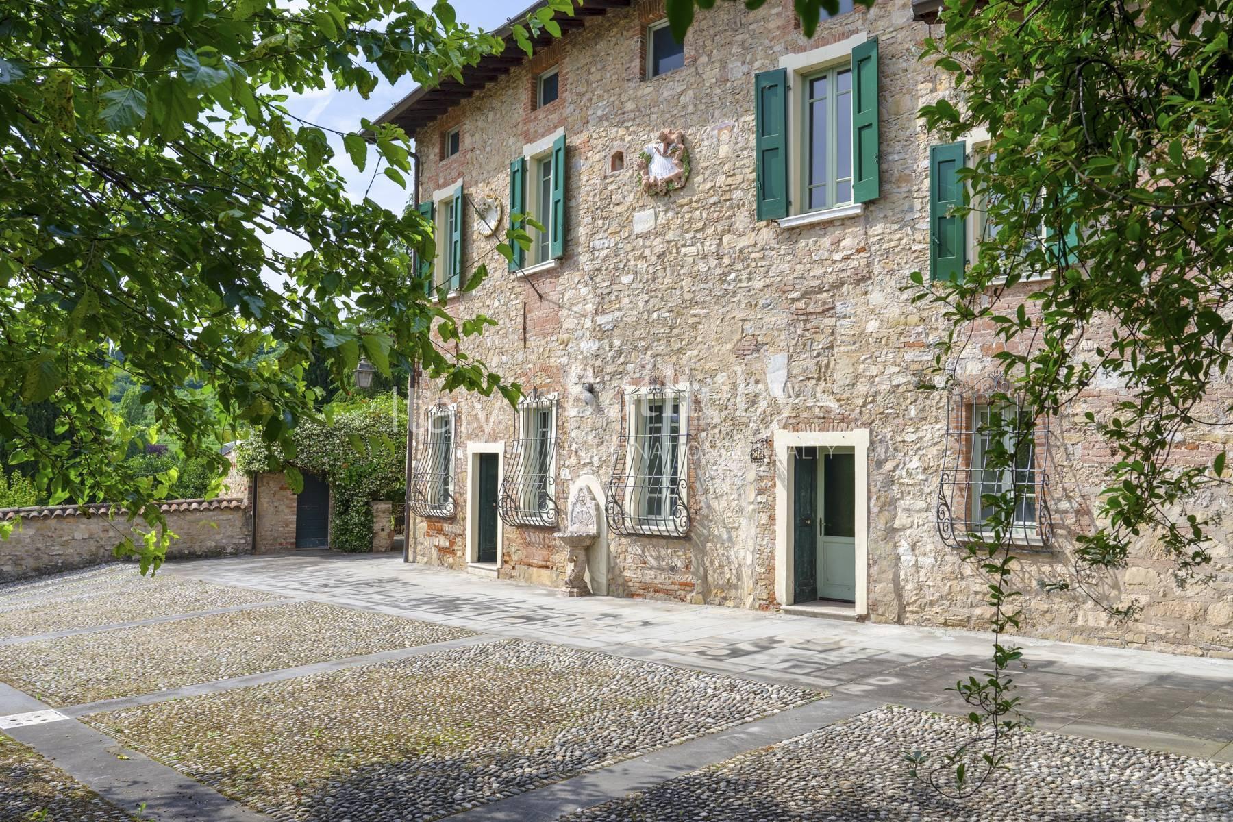 Splendida proprietà storica con uliveto in Franciacorta, in vendita, Gussago | Sotheby’s Realty Italy - 3