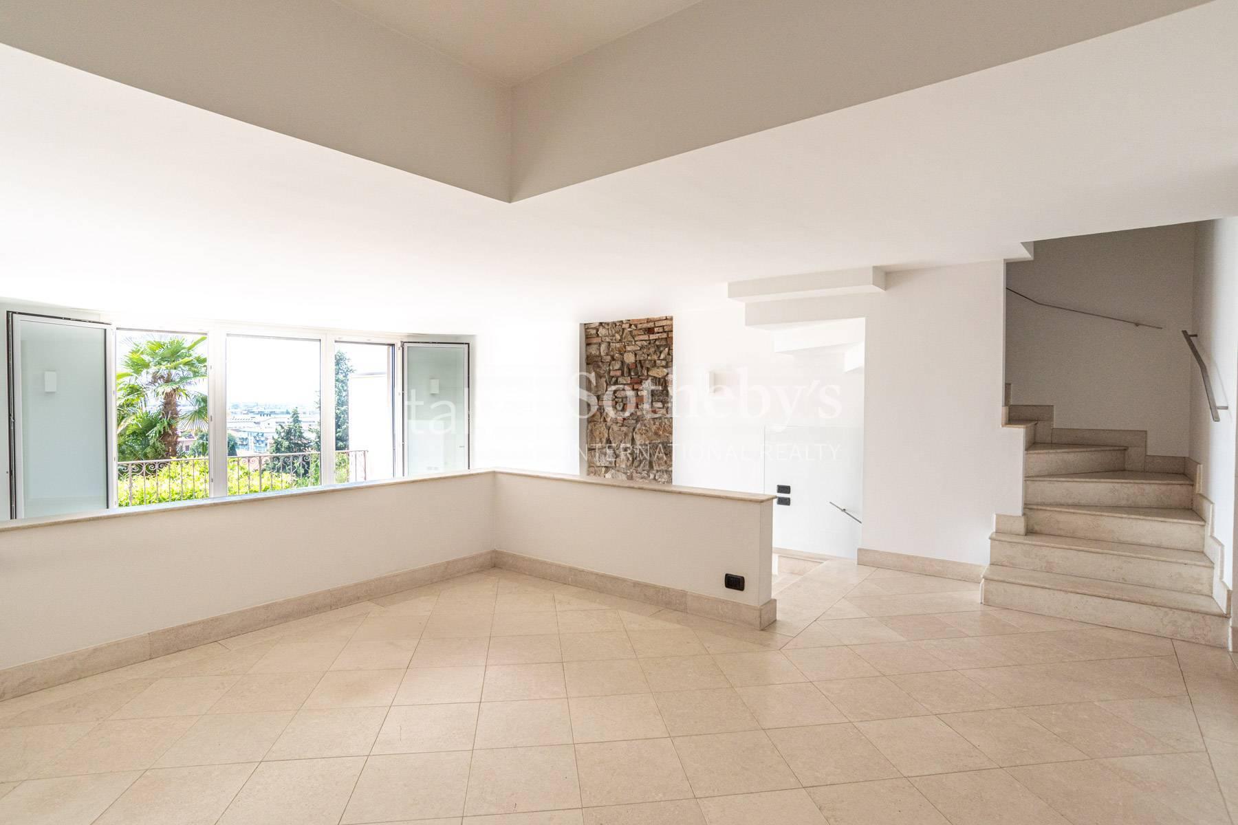 Independent and Private Townhouse in Bergamo - 2