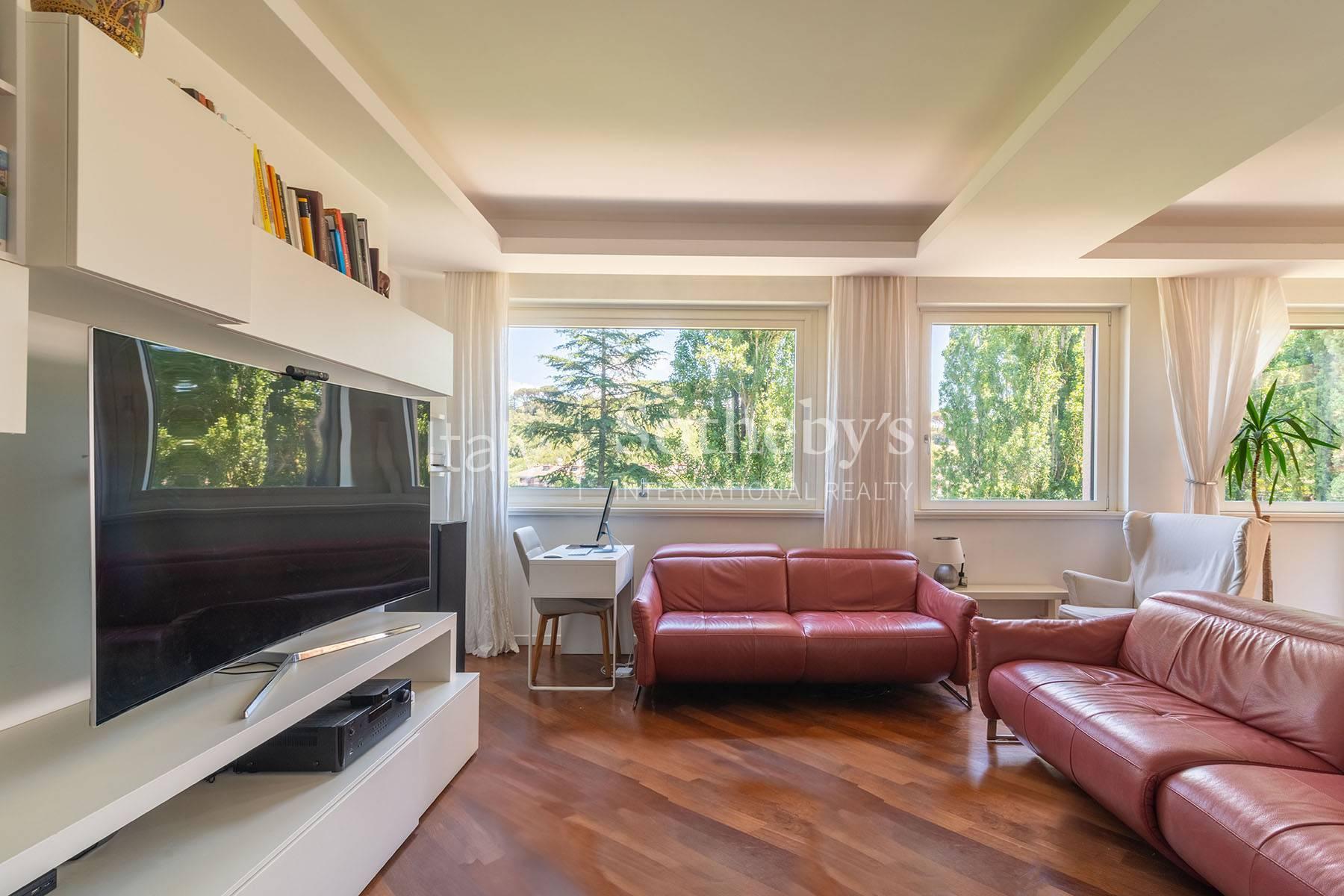 Luminoso appartamento con triplo affaccio, in vendita, Roma | Sotheby’s Realty Italy - 4