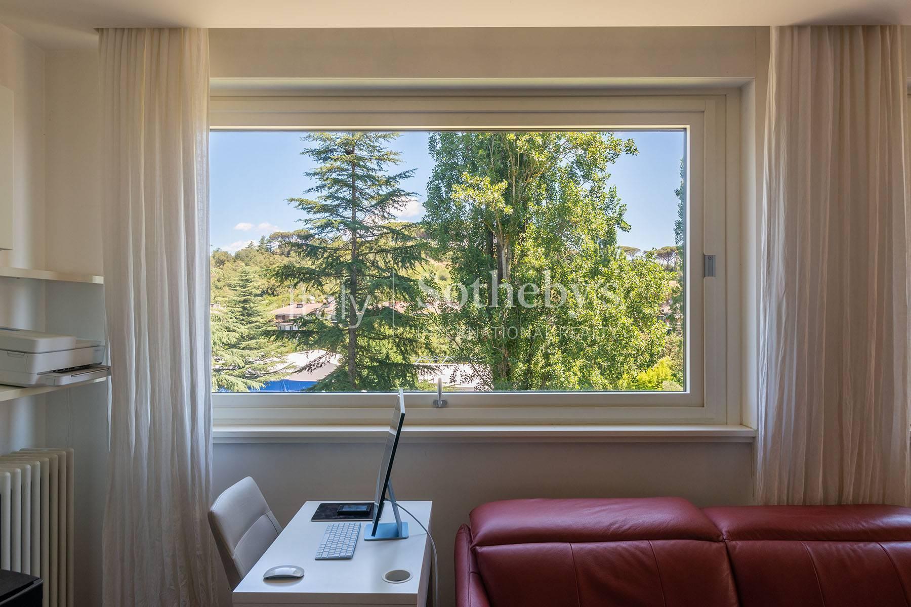 Luminoso appartamento con triplo affaccio, in vendita, Roma | Sotheby’s Realty Italy - 16