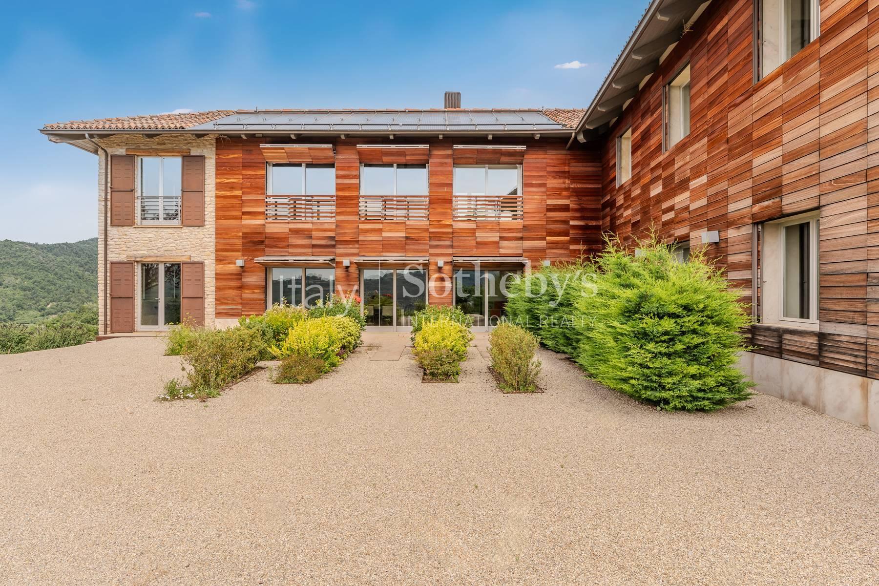 Magnifica proprietà con azienda vitivinicola nelle Langhe, in vendita, Rocchetta Belbo | Sotheby’s Realty Italy - 5