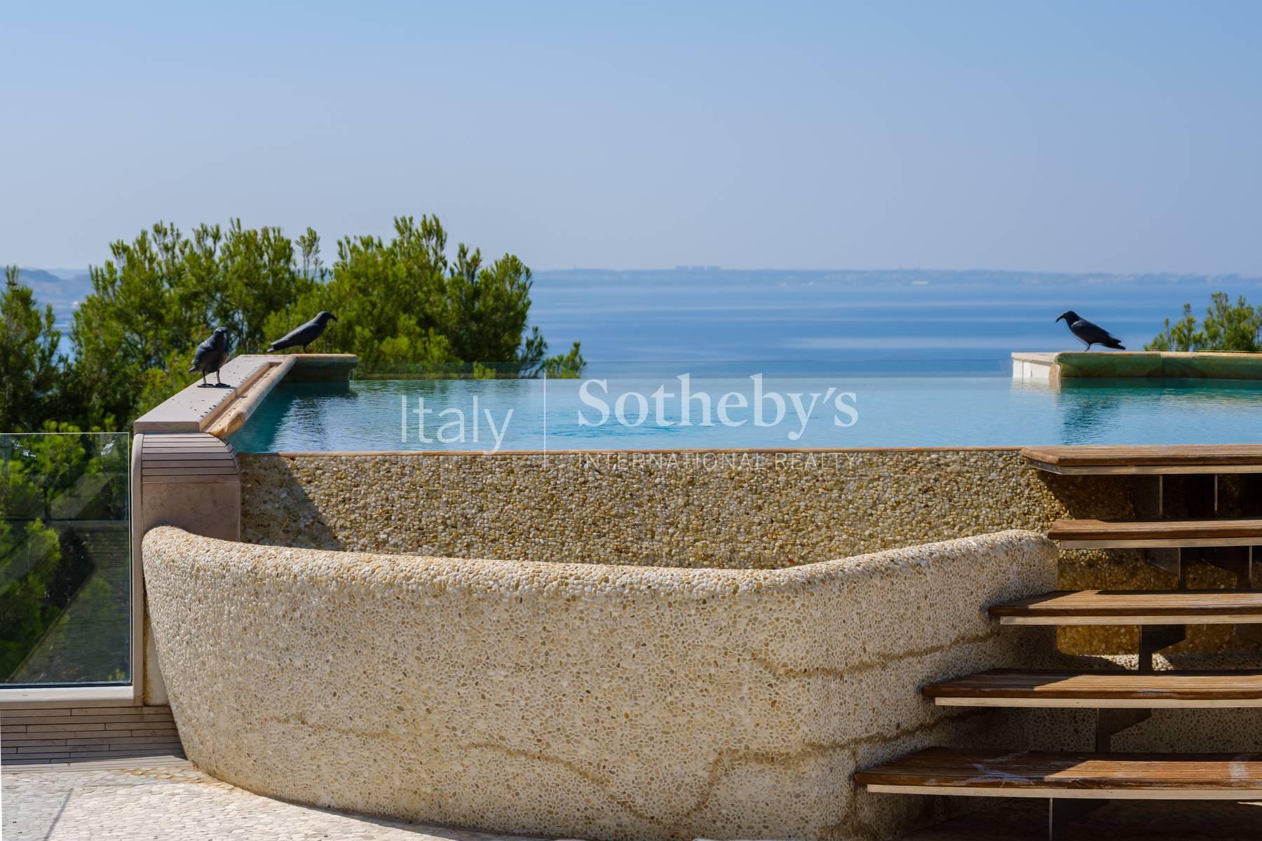 Prestigious villa with sea view pool - 4
