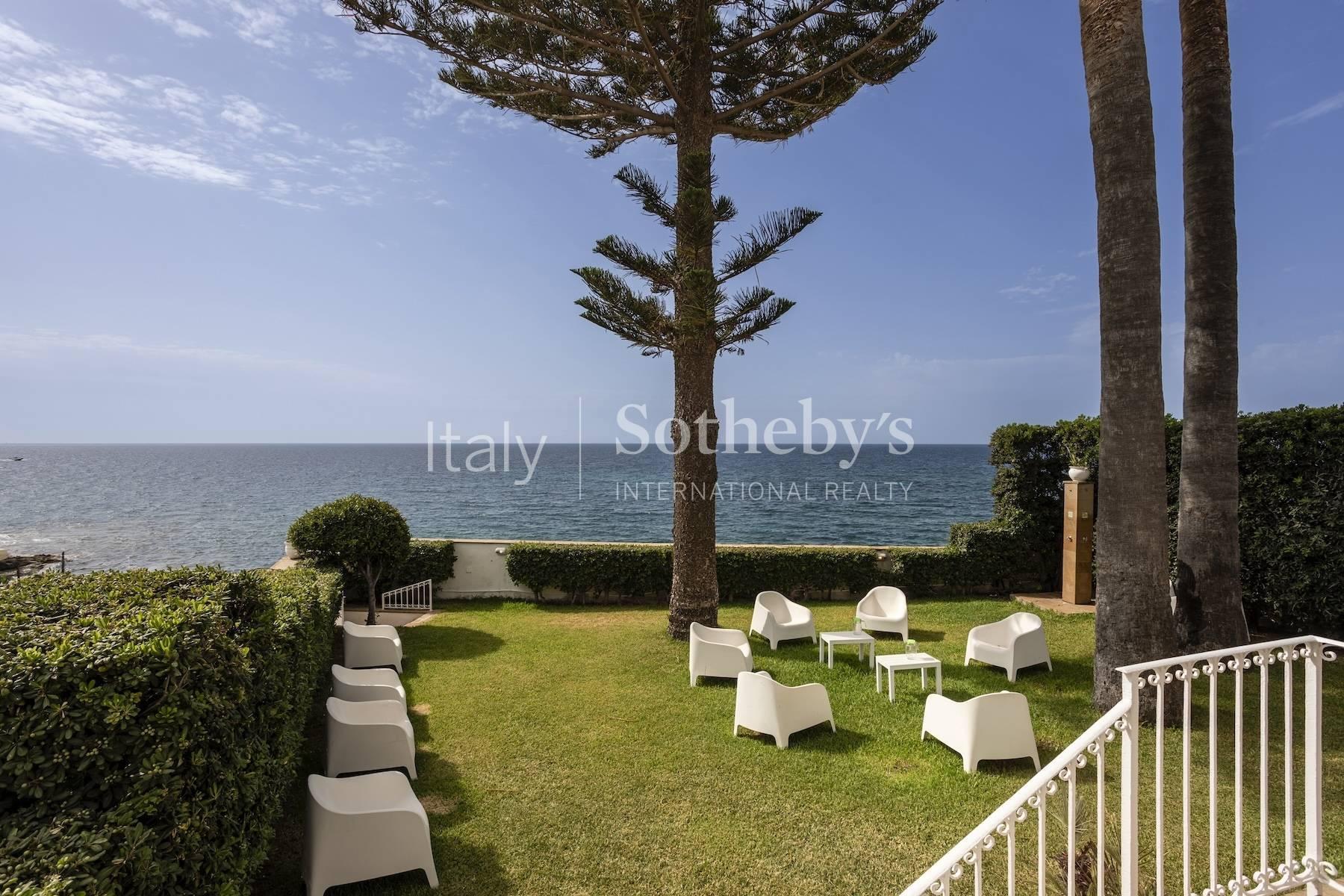 Villa esclusiva con accesso diretto al mare di Fontane Bianche, in vendita, Siracusa | Sotheby’s Realty Italy - 13