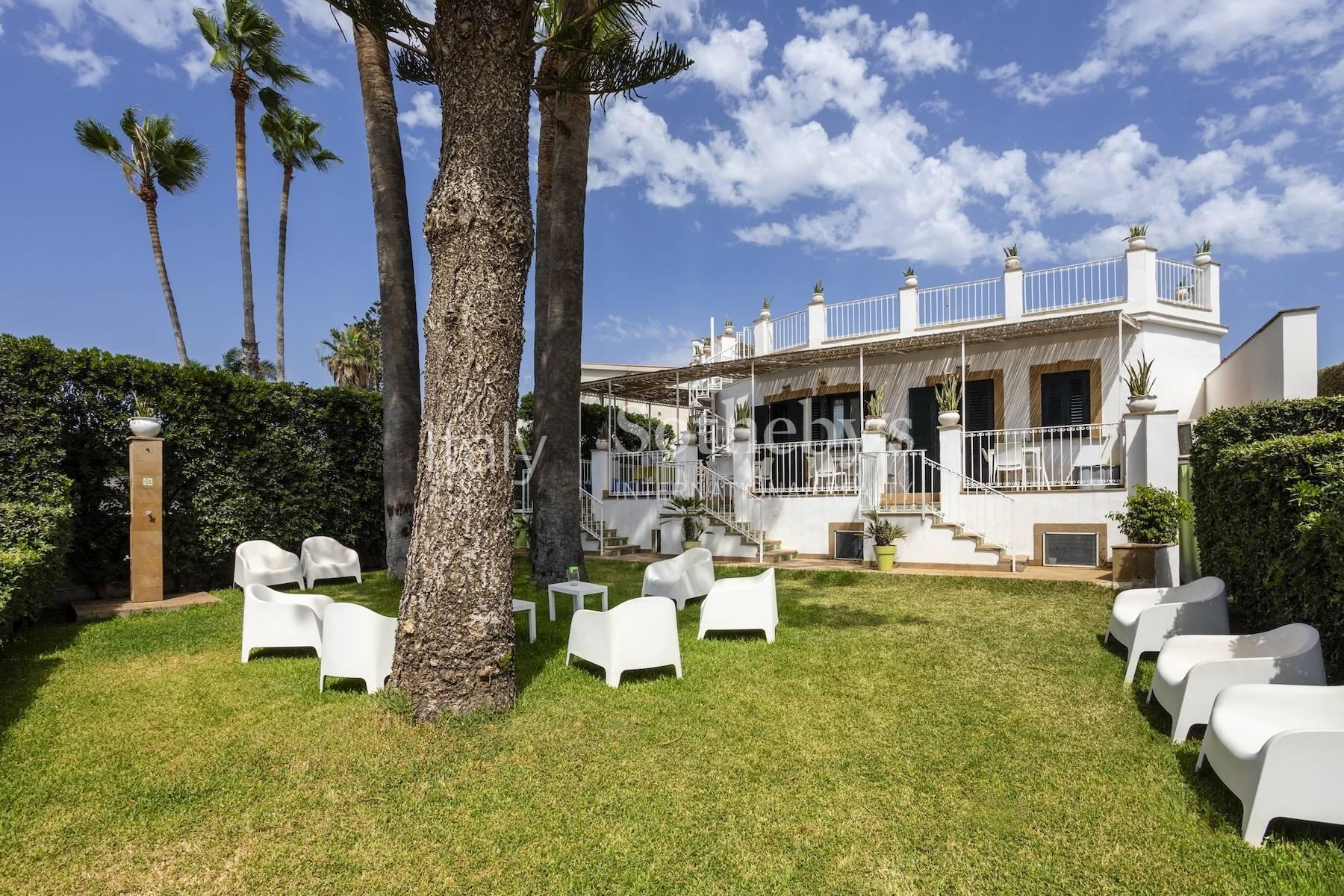 Villa esclusiva con accesso diretto al mare di Fontane Bianche - 4