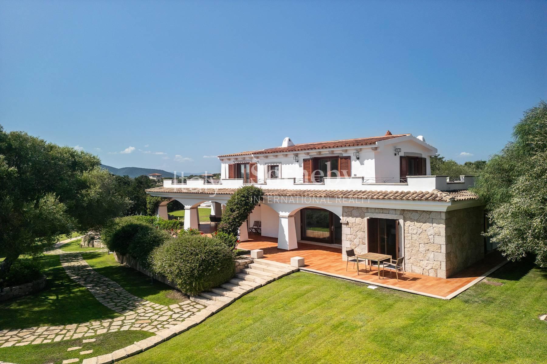 Villa ristrutturata con piscina a Porto Istana, in vendita, Olbia | Sotheby’s Realty Italy - 26