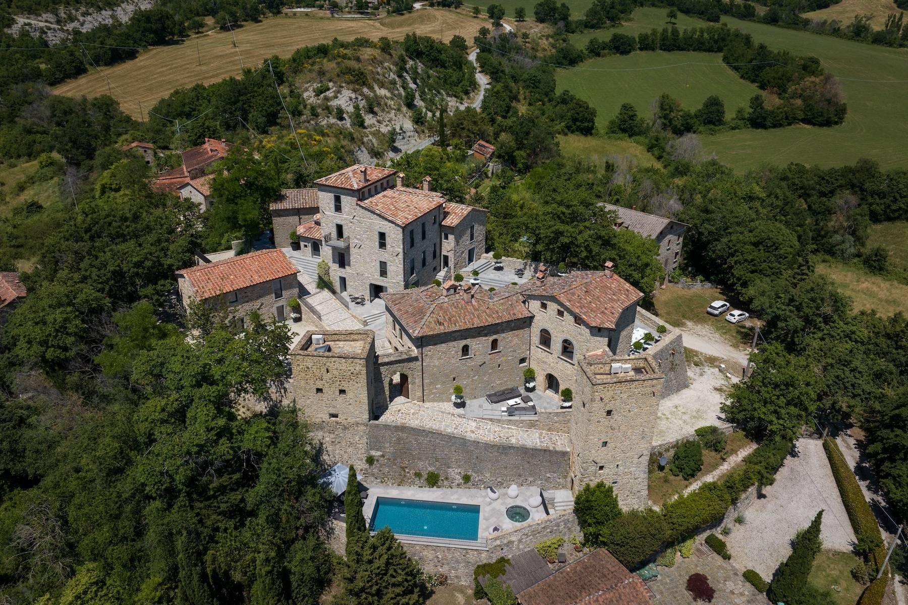 Medieval Castle with breathtaking views - 1