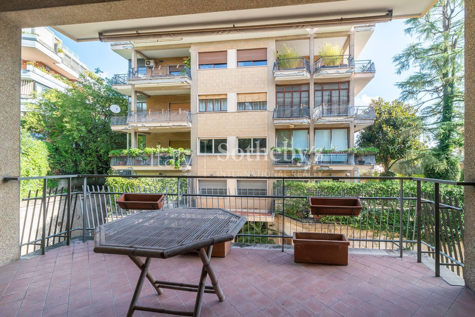 Luminoso appartamento con ampi terrazzi, in vendita, Roma | Sotheby’s Realty Italy - 21