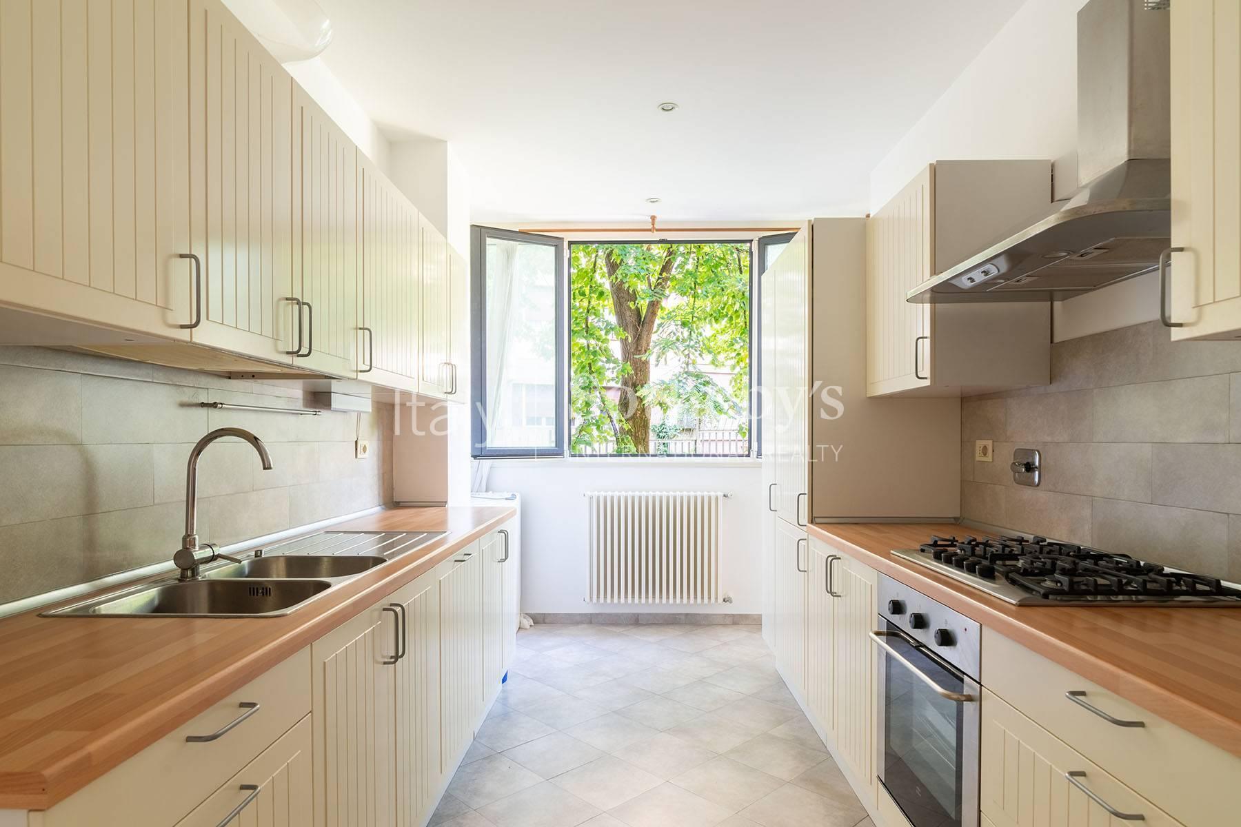 Luminoso appartamento con ampi terrazzi, in vendita, Roma | Sotheby’s Realty Italy - 8