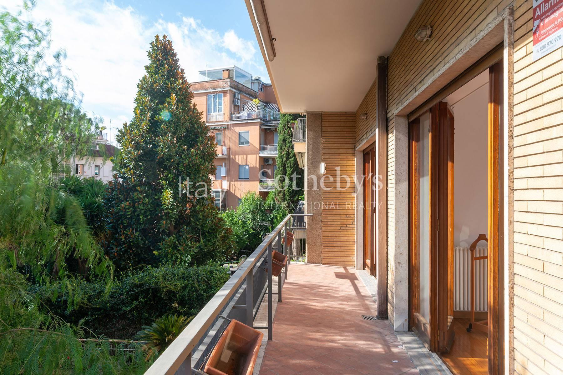 Luminoso appartamento con ampi terrazzi, in vendita, Roma | Sotheby’s Realty Italy - 24