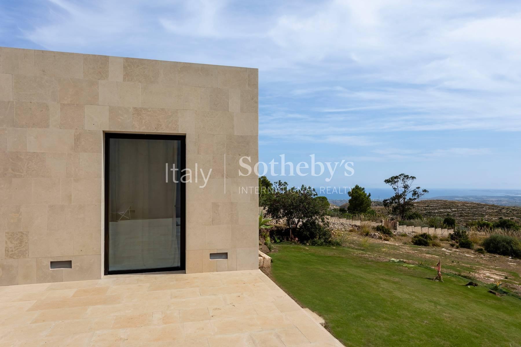 Villa panoramica nel Val di Noto, in vendita, Noto | Sotheby’s Realty Italy - 6