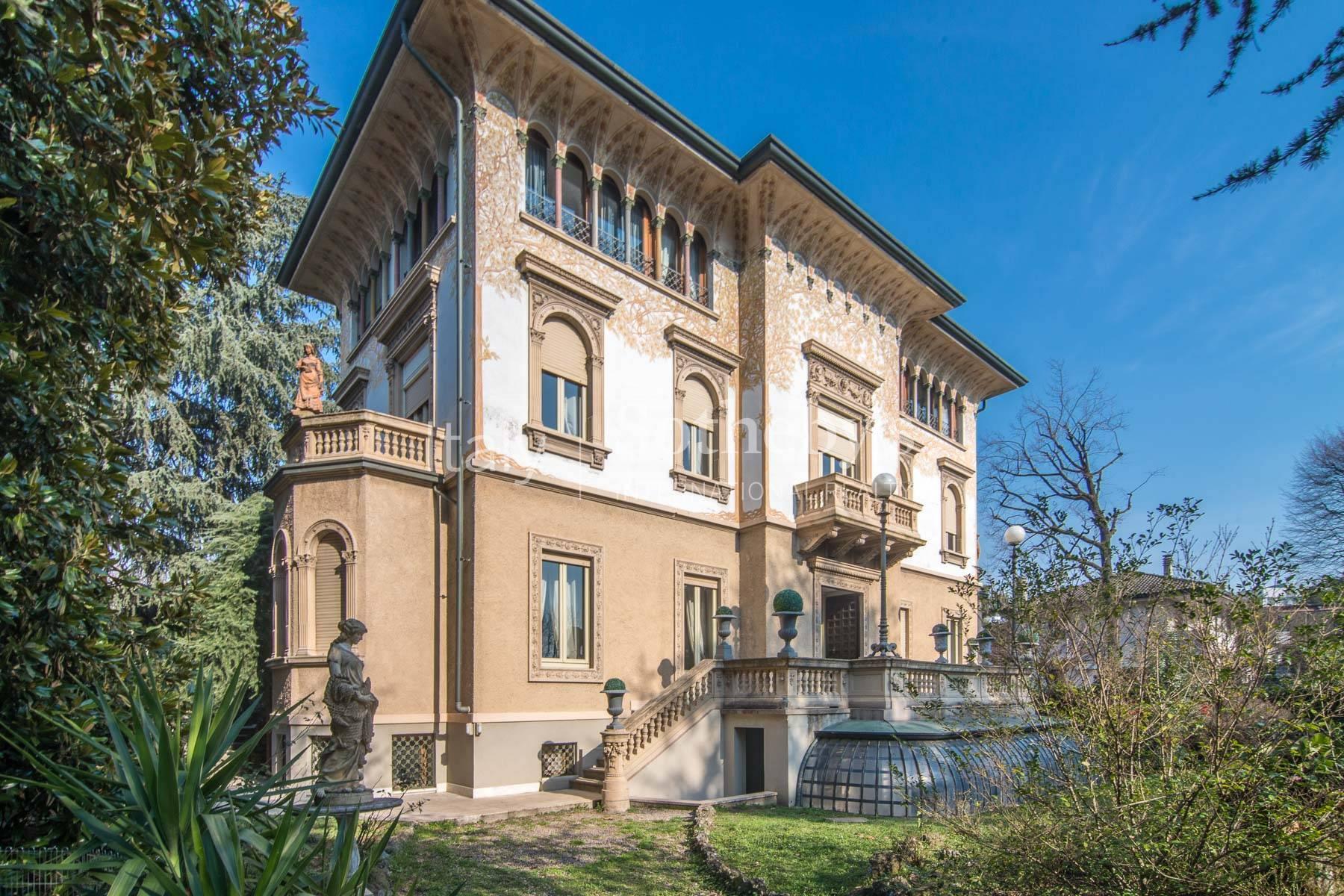 Villa Bassetti, an elegant residence just minutes from Milan - 2