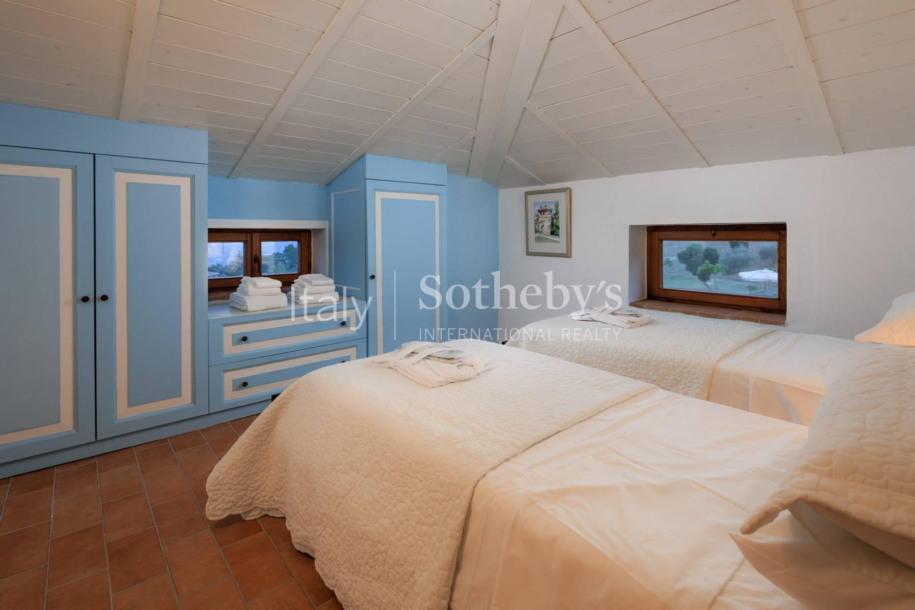 Casale del 1800 con vista su Todi, in vendita, Todi | Sotheby’s Realty Italy - 21