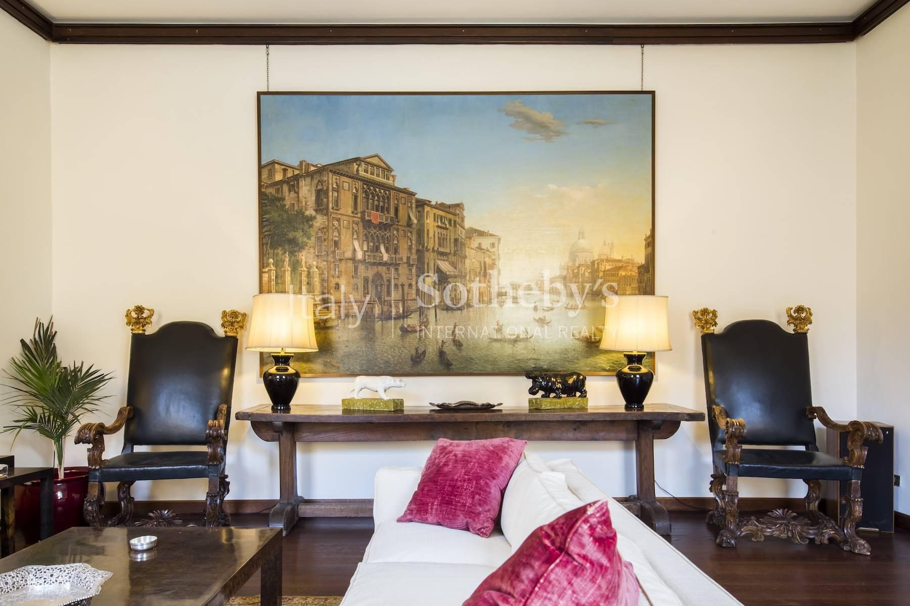 16th-century palace in the heart of Rome - 7