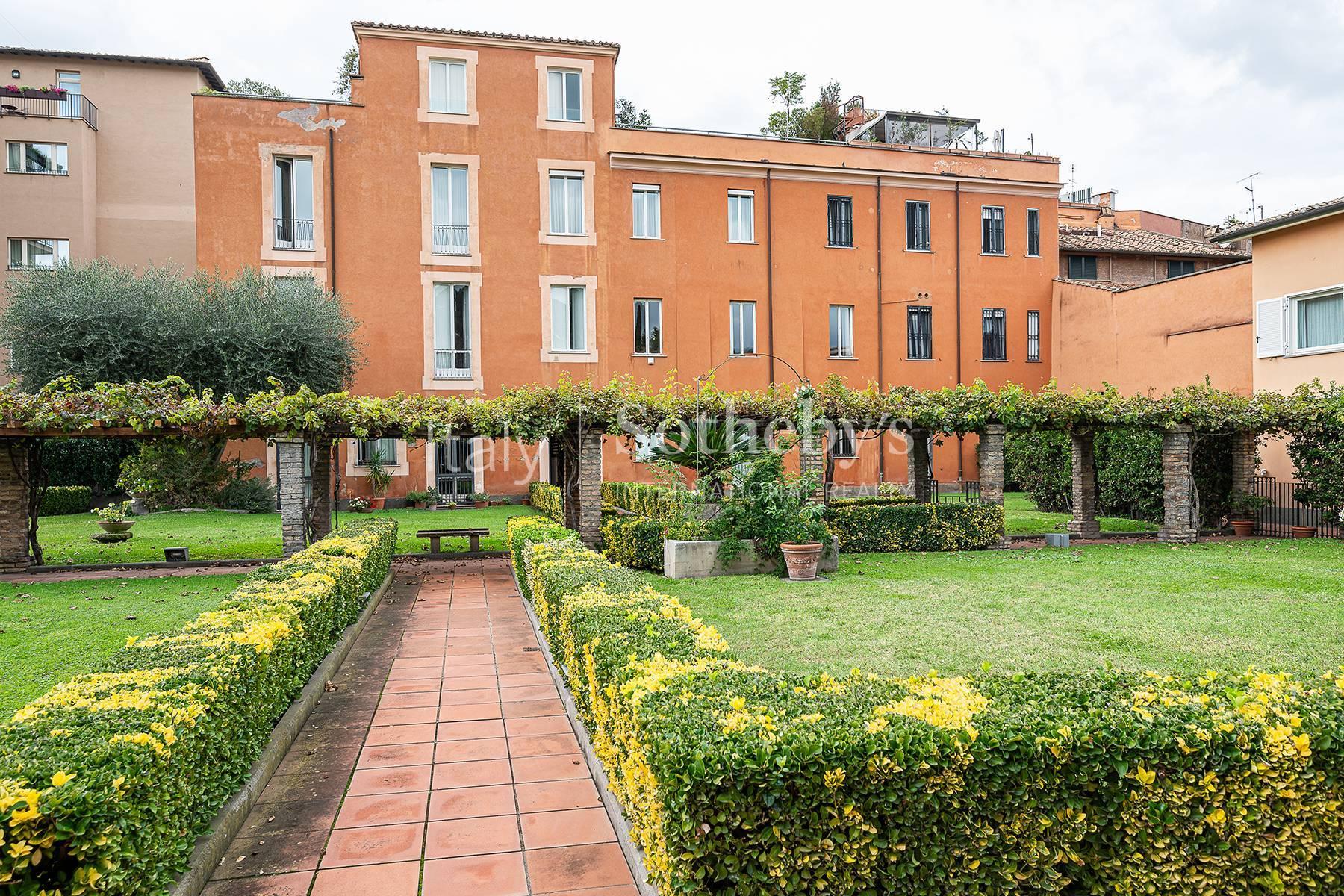 Attico con terrazza nel cuore del centro storico di Roma, in vendita, Roma | Sotheby’s Realty Italy - 23