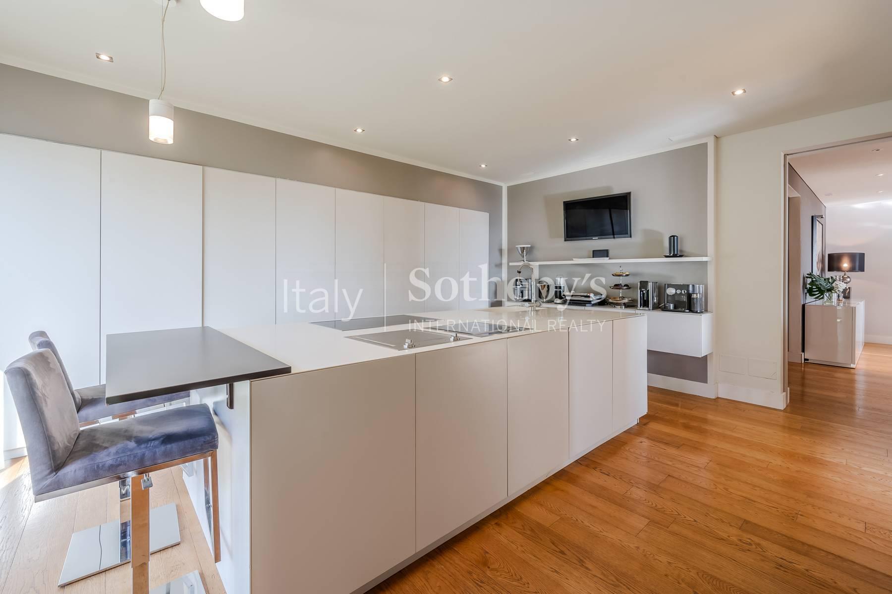 Exclusive modern villa with panoramic lake views and spa - 8
