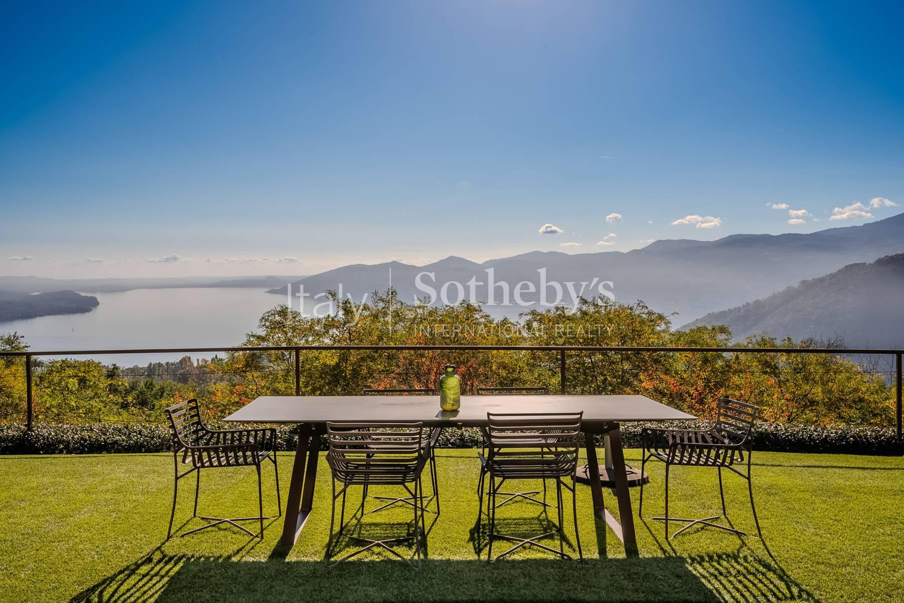 Villa moderna con spa affacciata sulle rive del Lago, in vendita, Bee | Sotheby’s Realty Italy - 23
