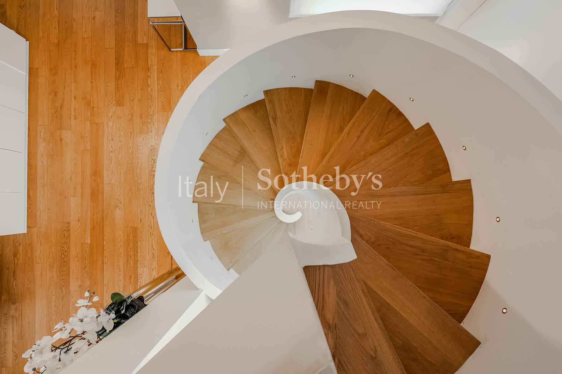 Villa moderna con spa affacciata sulle rive del Lago, in vendita, Bee | Sotheby’s Realty Italy - 14