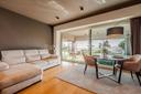 Villa moderna con spa affacciata sulle rive del Lago, in vendita, Bee | Sotheby’s Realty Italy - 6