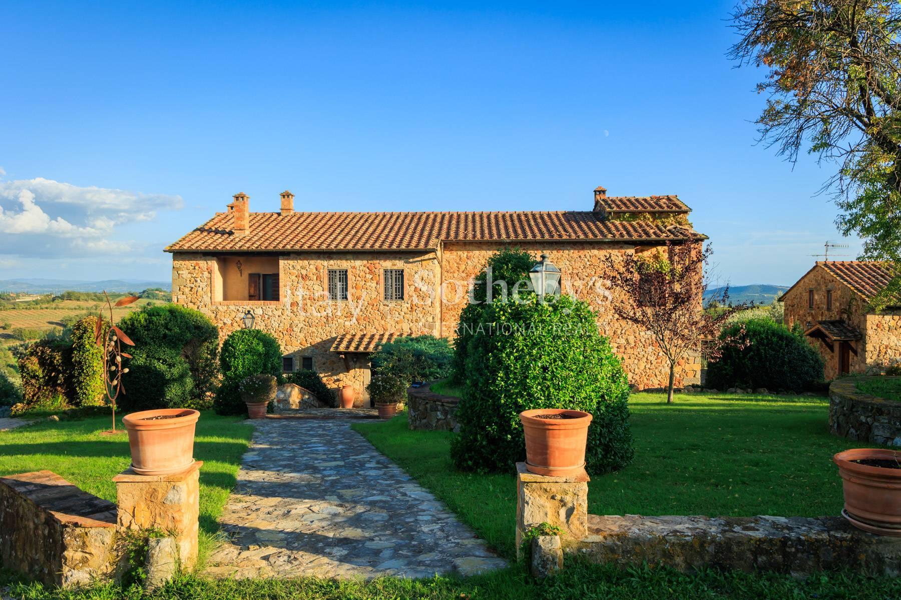 Casale storico con uliveto e vigneto - 4