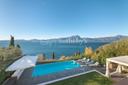 Villa moderna con piscina e vista mozzafiato sul lago, in vendita, Torri del Benaco | Sotheby’s Realty Italy - 3