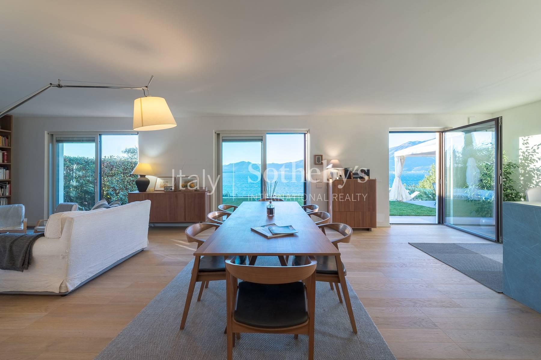 Villa moderna con piscina e vista mozzafiato sul lago, in vendita, Torri del Benaco | Sotheby’s Realty Italy - 6