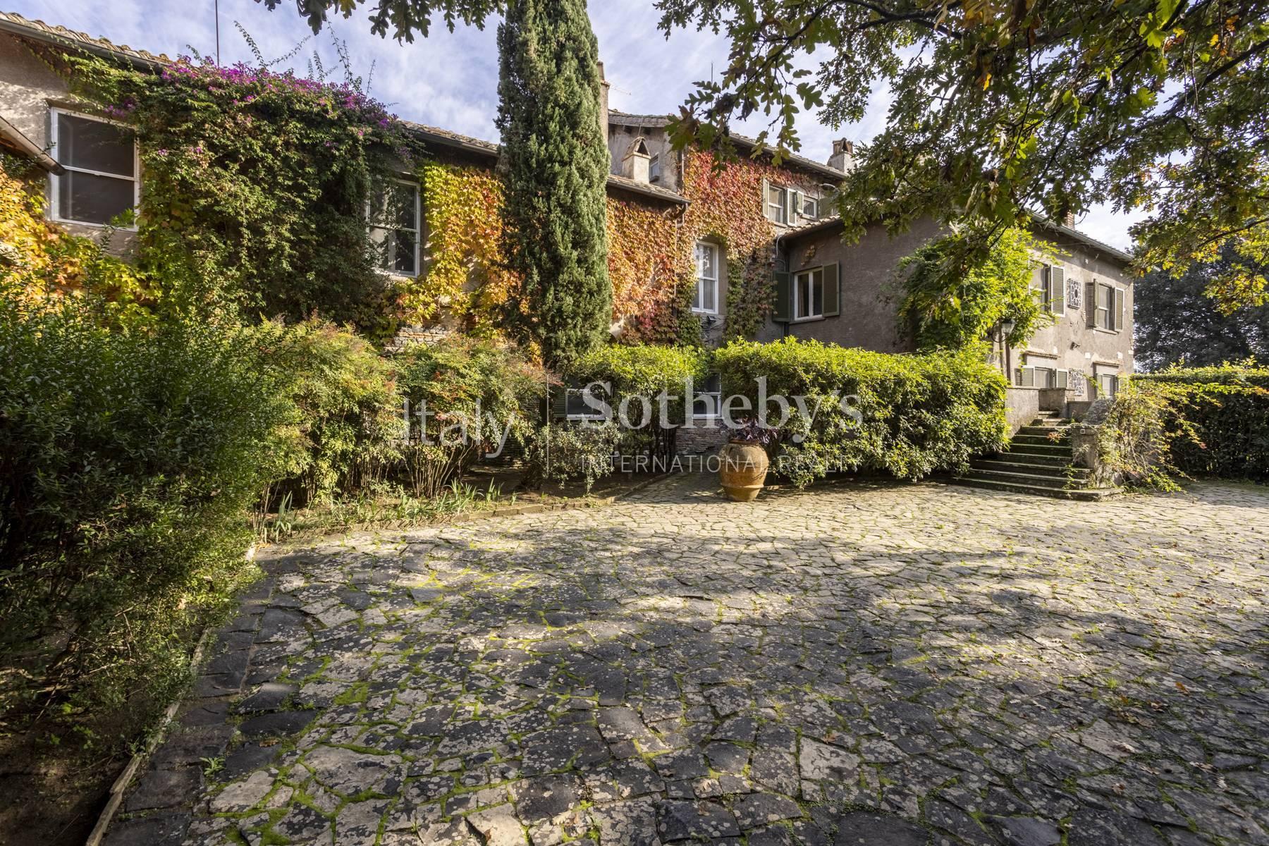 17th Century villa in the roman countryside - 2