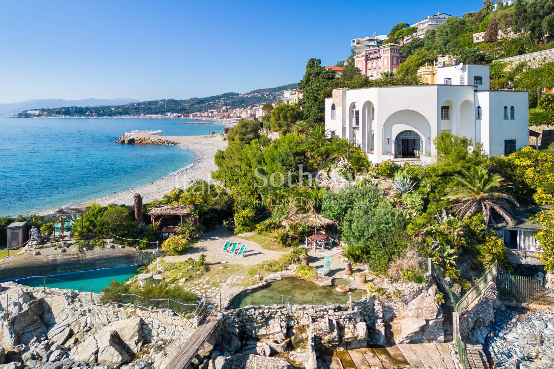 Elegant villa with private bay in Varazze - 2