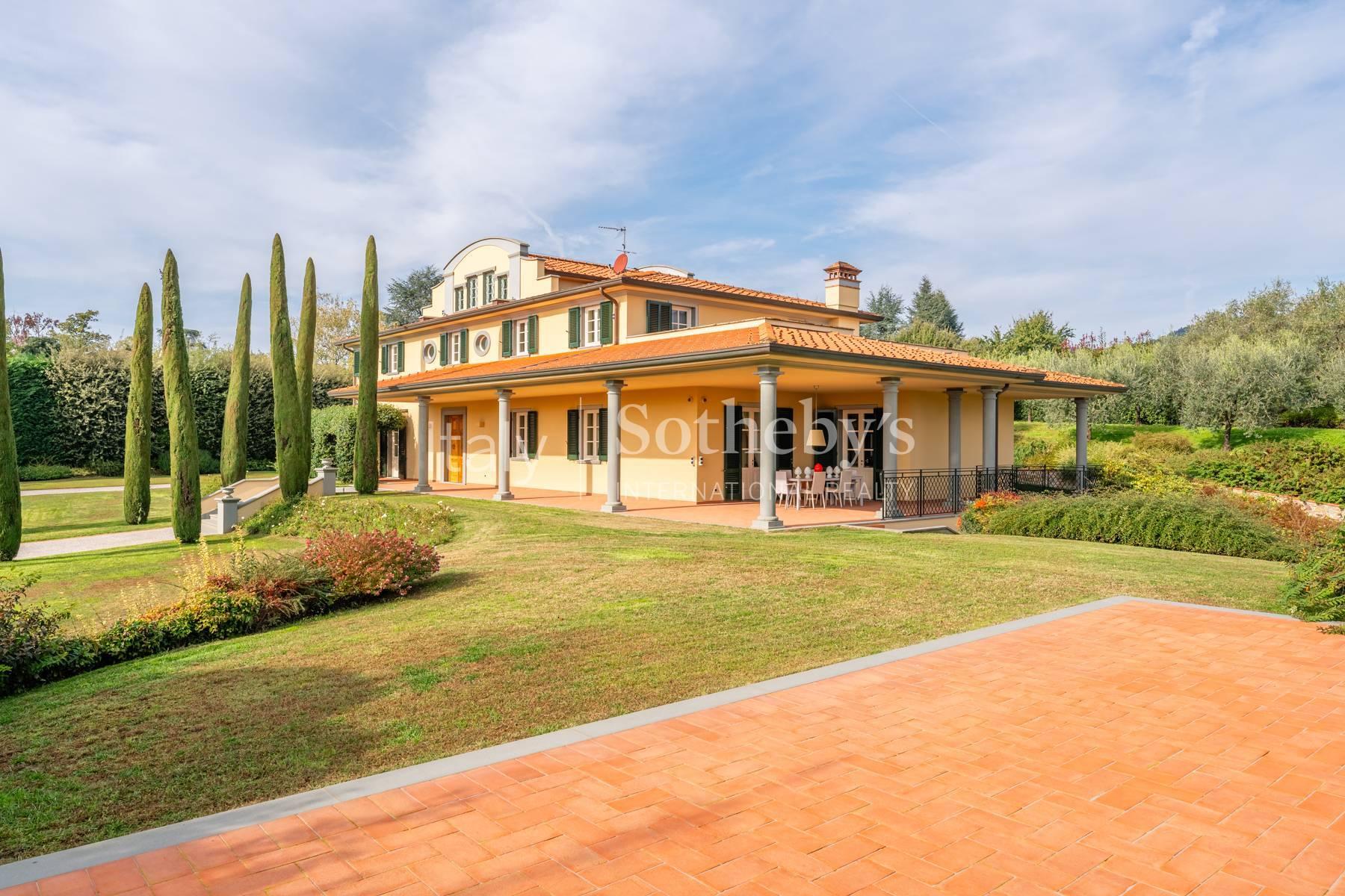 Raffinata villa sulle colline di Lucca - 3
