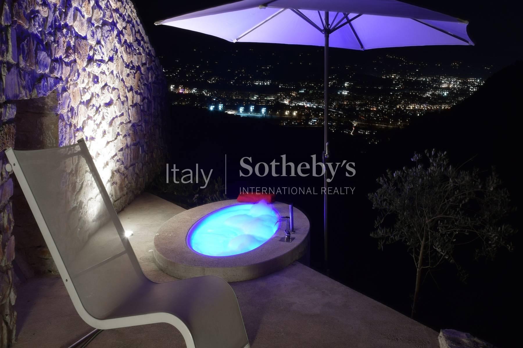 Una villa impeccabilmente progettata che si affaccia su Lucca, in affitto, Lucca | Sotheby’s Realty Italy - 39