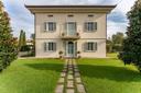 Incantevole villa stile Liberty sulle colline di Lucca, in vendita, Capannori | Sotheby’s Realty Italy - 1