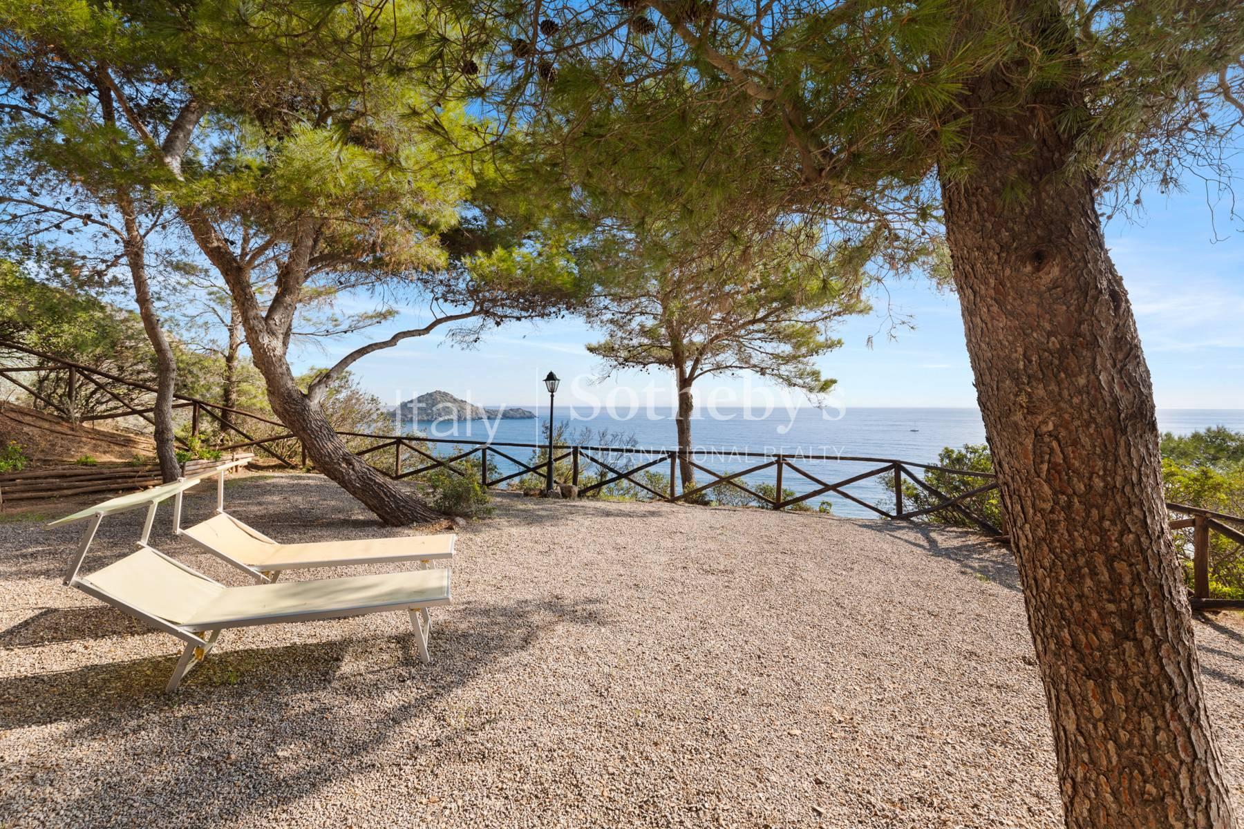 Exclusive villa pieds dans l'eau located in Monte Argentario - 2