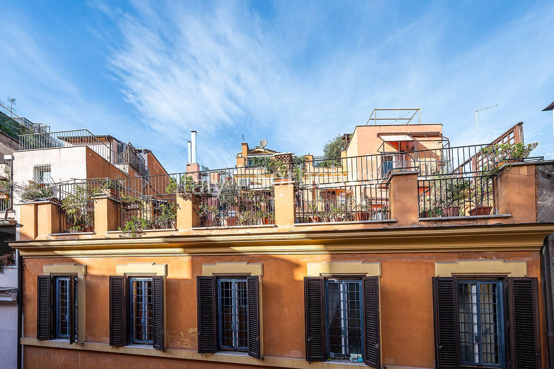Eleganza e design contemporaneo nel cuore di Monti, in vendita, Roma | Sotheby’s Realty Italy - 14