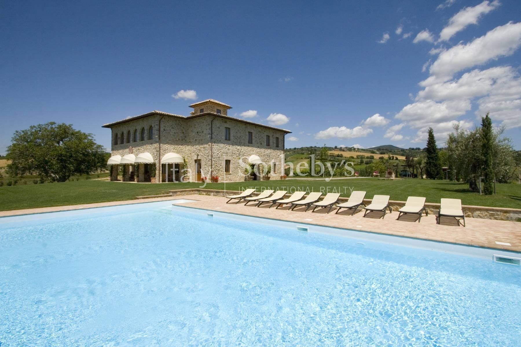 Una lussuosa tenuta con vista sulla campagna umbra, in affitto, Orvieto | Sotheby’s Realty Italy - 6