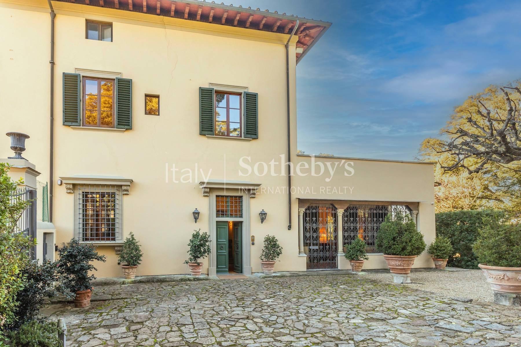 Splendida villa con piscina sulla collina di Fiesole - 2