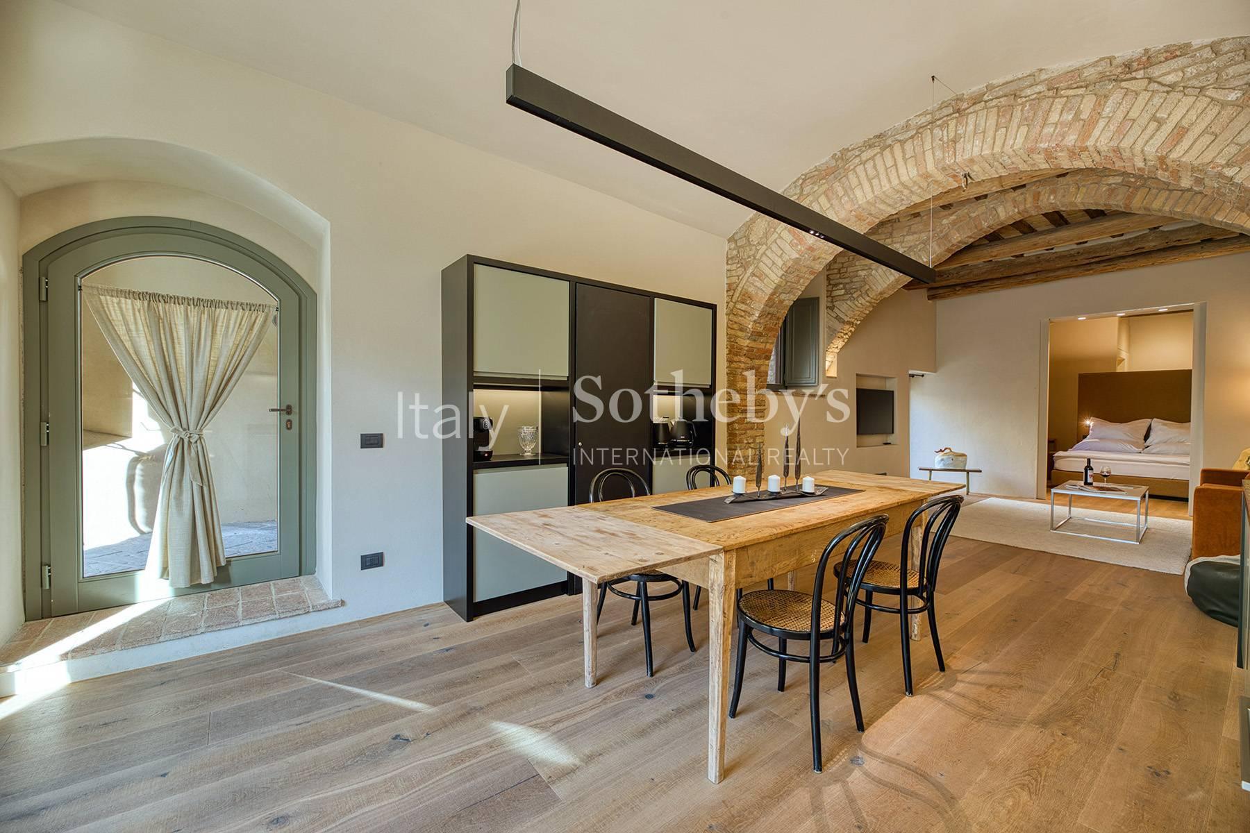 Appartamento restaurato nel cuore di San Quirico d'Orcia, in vendita, San Quirico d'Orcia | Sotheby’s Realty Italy - 4