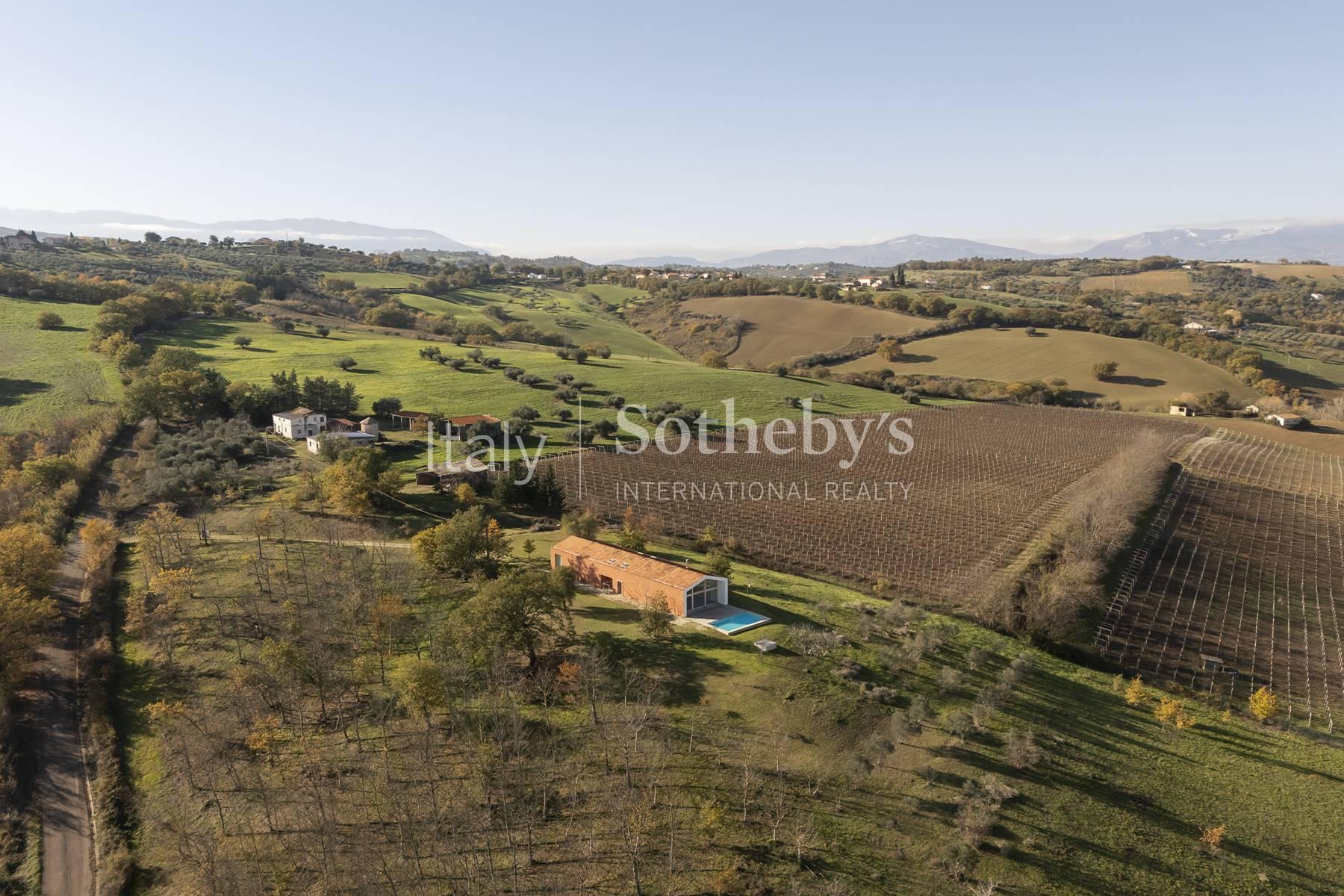 Villa contemporanea con vista sui monti dell'Abruzzo, in vendita, Manoppello | Sotheby’s Realty Italy - 13