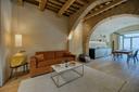 Appartamento restaurato nel cuore di San Quirico d'Orcia, in vendita, San Quirico d'Orcia | Sotheby’s Realty Italy - 1