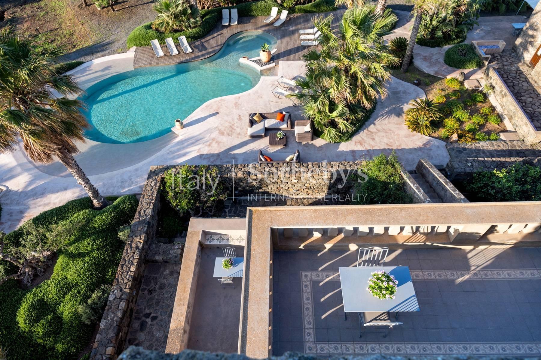 Palazzo storico con piscina e dammusi, in vendita, Pantelleria | Sotheby’s Realty Italy - 30