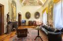 Residenza esclusiva con affreschi in palazzo storico, in vendita, Piacenza | Sotheby’s Realty Italy - 4