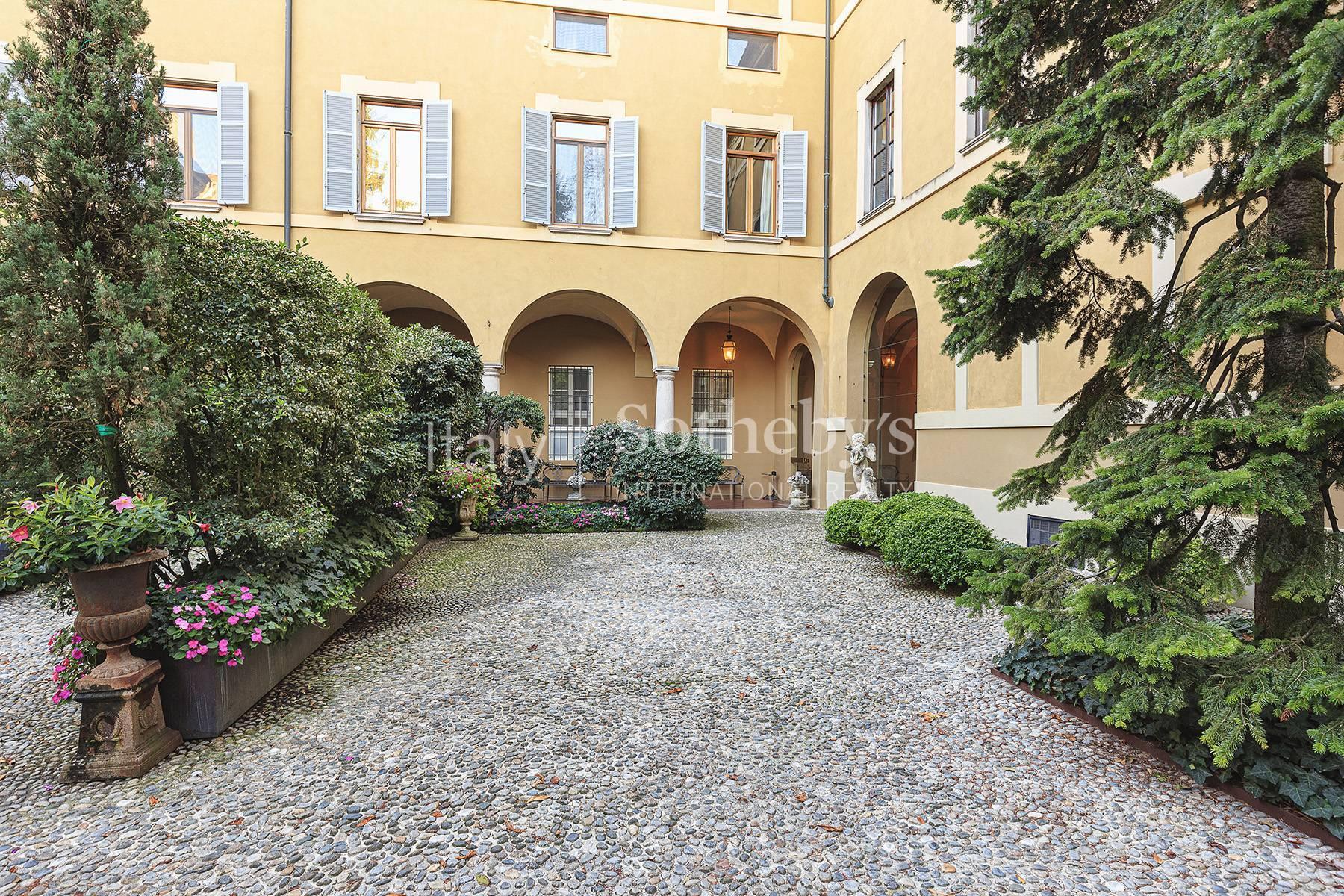 Residenza esclusiva con affreschi in palazzo storico, in vendita, Piacenza | Sotheby’s Realty Italy - 10