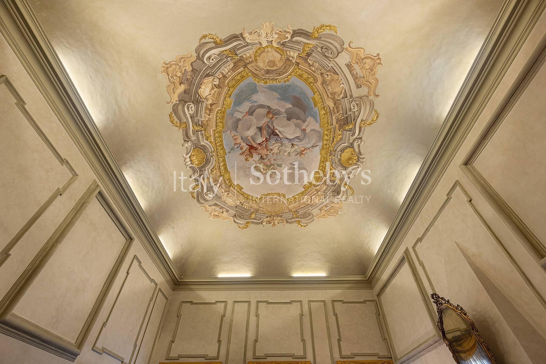 Residenza esclusiva con affreschi in palazzo storico, in vendita, Piacenza | Sotheby’s Realty Italy - 24
