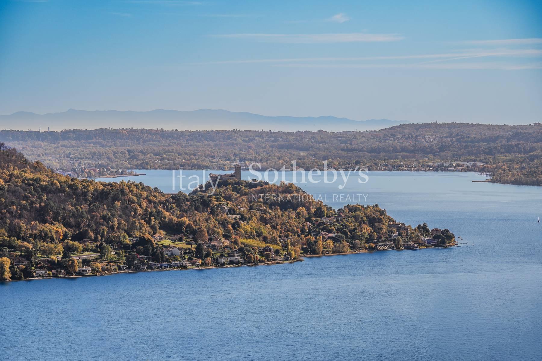 Villa con Vista Lago e Dettagli firmati Gio Ponti, in vendita, Massino Visconti | Sotheby’s Realty Italy - 19