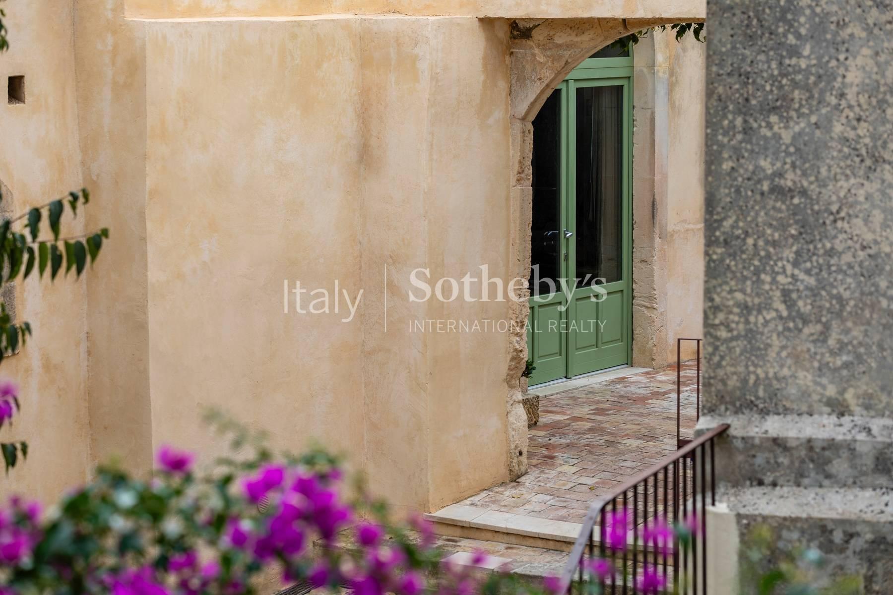 Antico baglio siciliano ristrutturato con vista su Noto, in vendita, Noto | Sotheby’s Realty Italy - 18