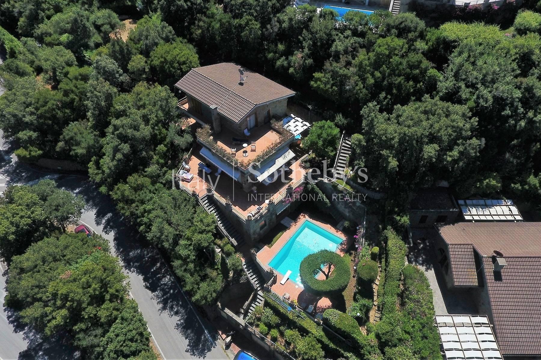 Villa moderna con piscina e giardino mediterraneo, in vendita, Castiglione della Pescaia | Sotheby’s Realty Italy - 2
